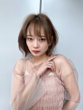 イヴォークトーキョーオーサカ(EVOKE TOKYO osaka) クビレヘア 簡単セット 可愛い ゆるふわ ミディアム ボブ