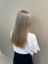 ロッコ(Rocco) 透明感ワンブリーチハイトーンベージュ船橋 船橋駅