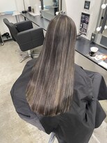 キング 高槻(K!ng) 縮毛矯正髪質改善ハイライトレイヤーカット高槻美容室エクステ