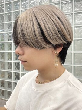 サンクマーケット 渋谷(cinq MARKET) 渋谷メンズハイトーンカラーミルクティーベージュセンターパート