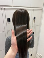 ケンジ 平塚 アネッタ(KENJE annetta)&nbsp;艶髪/Aujuaトリートメント