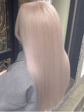 ミルクティー/ブリーチカラー/ウルフカット/レイヤーカット