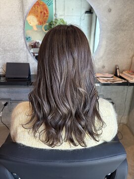 ゲン(gen) グレージュカラー