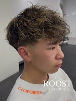 ルースト 八王子店(ROOST) スペインカール/ハイライト/メンズカット/フェード