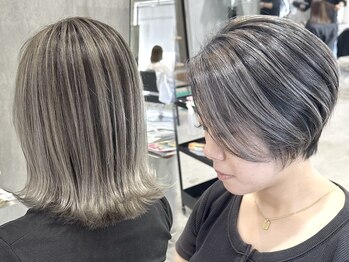 ラック(LUCK)の写真/白髪の透明感を活かしてtrend感をプラス。話題の白髪ぼかしも◎大人女性に大好評*[船橋/ブリーチ］