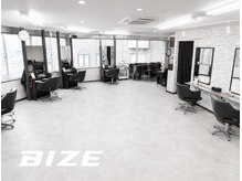 ビゼ 梅田(BIZE)