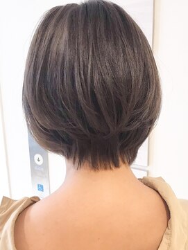 ケーツーナゴヤ(K two NAGOYA) 《K-two栄・矢場町》ナチュラルショートボブに艶感グレージュ