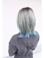 スロウ(Slow)&nbsp;シルバーからブルー