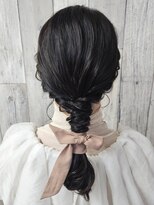 ラピスラズリ(Lapis Lazuli)&nbsp;タイトポニー　1 （ヘアセット専門店　下通　熊本）