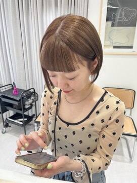 ジーナ 渋谷神南(Zina) ベージュカラー