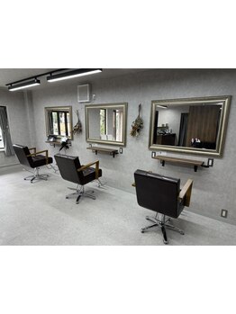 洗練された上質空間で、あなたに似合うスタイルをご提案＊あなたのなりたい姿を叶える実力派サロン＿。