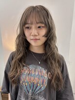 シー(thee)&nbsp;明るめグレージュ