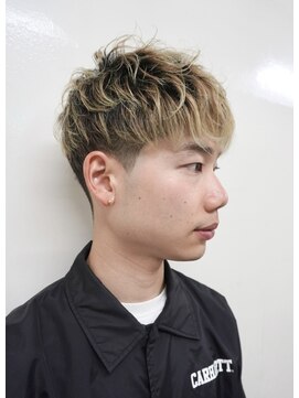 カット純(CUT純) メンズマッシュ/刈り上げ/10代/20代/30代/爽やか/くせ毛風/癖毛