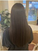 重めロング髪質改善ストレート艶髪ロングナチュラルカラー