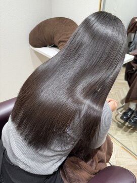 ルイマダーナ 栄店(LOUIMADNA) 「艶が続くカットカラーはオリーブグレージュ