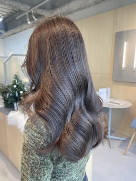 シダ(sida SAIIN) 20代30代ピンクグレージュ