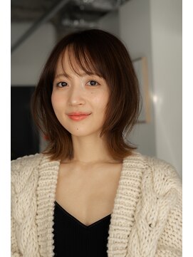 銀座　ボブ　切りっぱなし　レイヤー　パーマ