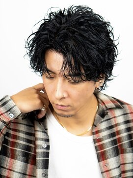 オーシャントーキョーオーバー 渋谷(OCEAN TOKYO OVER) 波巻きツイストスパイラルセンターパートサーフカール刈り上げ