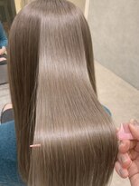 フォト 新宿三丁目(foto)&nbsp;大人ガーリー/似合わせカット/ミディアムレイヤーカット/富山