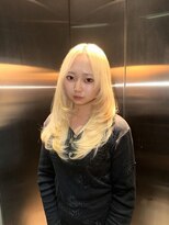 アンドソー 池袋(&so.) ハイトーンカラー/ホワイトブロンド/レイヤーカット/池袋