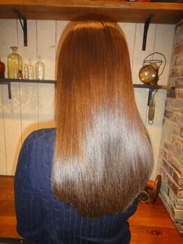 １～２ヵ月たっても効果がリセットされない【KIRARA矯正】は、やればやるほど髪がきれいになっていく！