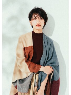 アットラブ バイ ベル(at'LAV by Belle) 似合わせカットでつくるエアリーショート［Belle原宿］