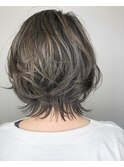 グレージュくびれボブ