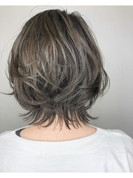 ナーリー(GNARLY Hair Design) グレージュくびれボブ