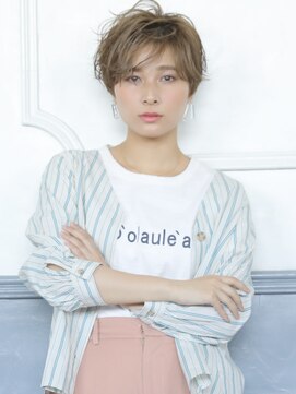 アミーチ(AMICI) セミドライで軽やかに動くショート