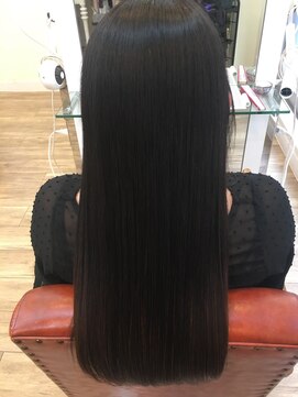 リゾーム デ リアン(Rhizome des liens) ツヤさら！黄金髪マジカル縮毛矯正