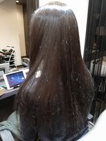 ヘアーズミンク ハグラザキ(Hairs mink Hagurazaki)&nbsp;ツヤツヤアッシュ系ストレート