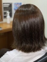 ヘアーメイクエアーセントラーレ(HAIR MAKE air Zentrale)&nbsp;切りっぱなしボブonアッシュカラー