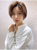 大人かわいい、耳掛け、小顔ショートボブ、ココアブラウン、銀座