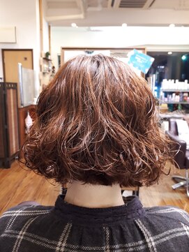 サムソンアンドデリラジェイエル(SAMSON&DELILA JL) くしゅっとパーマでボブ