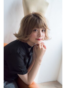 ミエル ヘア 新宿(miel hair) 〈mielhair新宿〉ガーリー外はねボブ