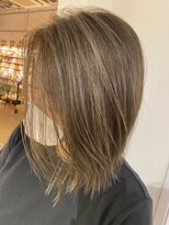 クララ 柏の葉T-SITE店(CLALA)&nbsp;切りっぱなしボブ/ハイライトグレージュカラー