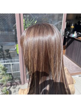 グランツヘアー(Glanz hair) 白髪ぼかしハイライト（ブリーチ有）