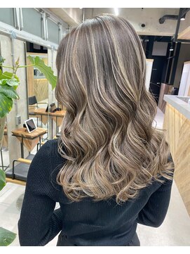 ルーフ 町田店(LUFE) ハイライトカラー 担当eri  5