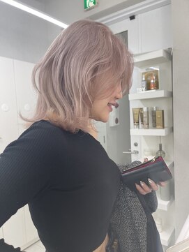 ガガ 心斎橋(GAGA) 韓国/ハイトーンカラー/ワンホンヘア/レイヤーカット/髪質改善