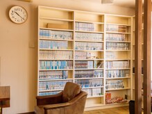 バーバーグテ 和地山店の雰囲気（まんがは男のロマン。読み放題の理容室♪施術後読みふける方も！）