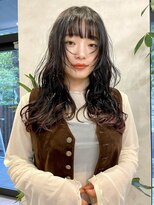 オンドバイサク(ondo by Saku)&nbsp;裾カラー/顔まわりカット/暖色カラー／20代