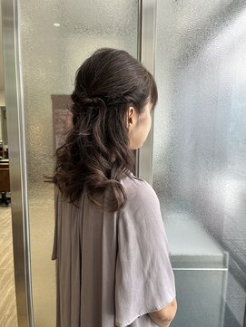 モザミ(MOZAMI) ハーフアップ