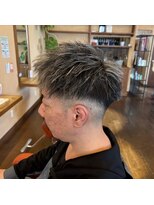 シェロヘア(cielo HAIR)&nbsp;ツイストパーマ×フェードハイライト