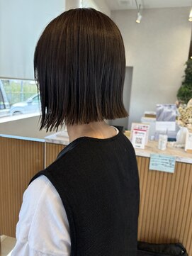 切りっぱなしボブ