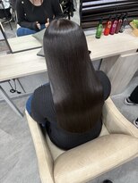 シシ 新宿(She 2.) 美髪矯正