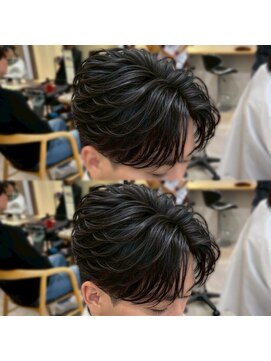 アイトーキョープラスシー 横浜(AI TOKYO+Sea) 横浜/高島町/フェザーパーマ/毛流れパーマ/センターパート