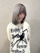スール(seul) ホワイトアンブレラカラー×レイヤーボブ
