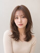 ミリール (Mireel) 顔まわりレイヤーの艶ミディ/透明感ライトブラウン