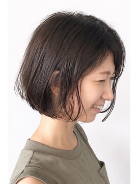 レプリカ 戸塚(Replica) クセを生かしたミニボブスタイル