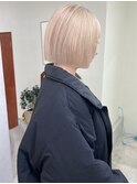 ホワイトベージュ